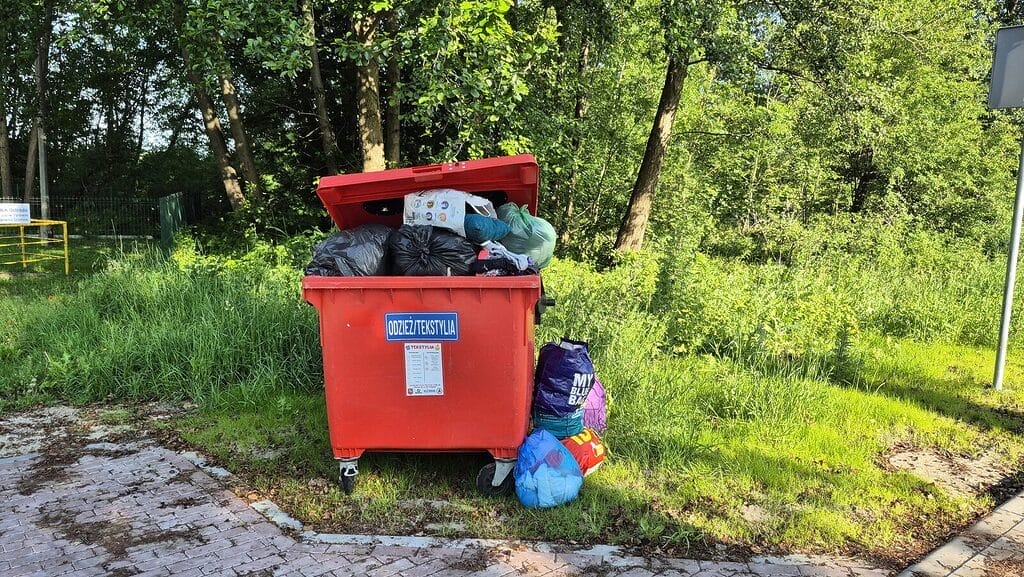Śmieciowa nowość w Ostródzie - zeskanuj kod a przyjedzie śmieciarka! 14 Śmieciowa Nowość W Ostródzie - Zeskanuj Kod A Przyjedzie Śmieciarka!