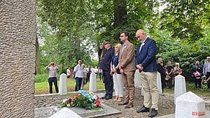 500 lat Reformacji w Ostródzie: nazwanie Ronda Reformacji i odsłonięcie pamiątkowej tablicy 50 500 Lat Reformacji Ostroda Rondo Tablica Gizewiusz 17