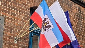 500 lat Reformacji w Ostródzie: nazwanie Ronda Reformacji i odsłonięcie pamiątkowej tablicy 31 500 Lat Reformacji Ostroda Rondo Tablica Gizewiusz 58