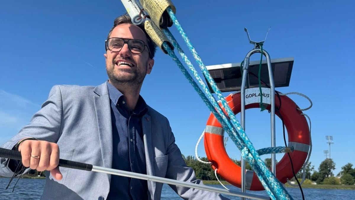 Praca Marzeń W Urzędzie Miasta. Burmistrz Rafał Dąbrowski Szuka Twórcy Rolek Internetowych.