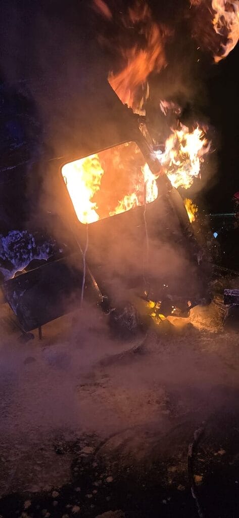 Karambol na drodze S7. Wielu poszkodowanych! 8 Karambol Na Drodze S7! Poszkodowanych Jest Nawet 10 Osób. Pali Się Jeden Z Pojazdów.