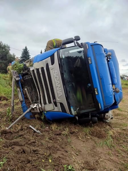 Zderzenie Busa Z Ciężarówką.
