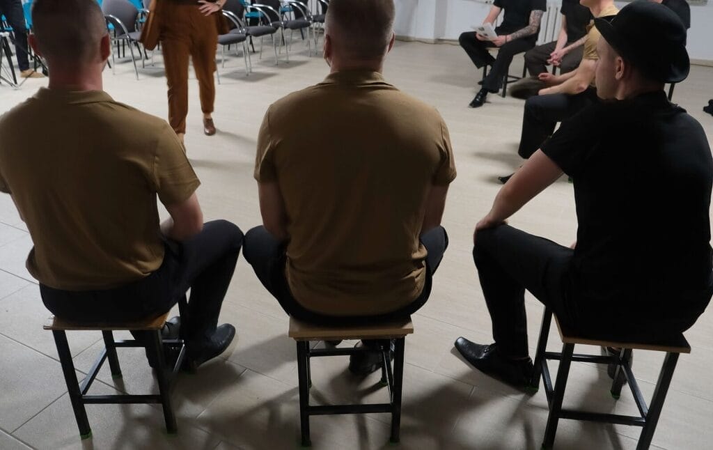 Monika Kazimierczyk odkryła aktorów za więziennym murem. 2 Monika Kazimierczyk To Ostródzianka, Która Kojarzy Nam Się Z Teatrem. Tym Razem Realizowała Projekt Za Więziennym Murem.