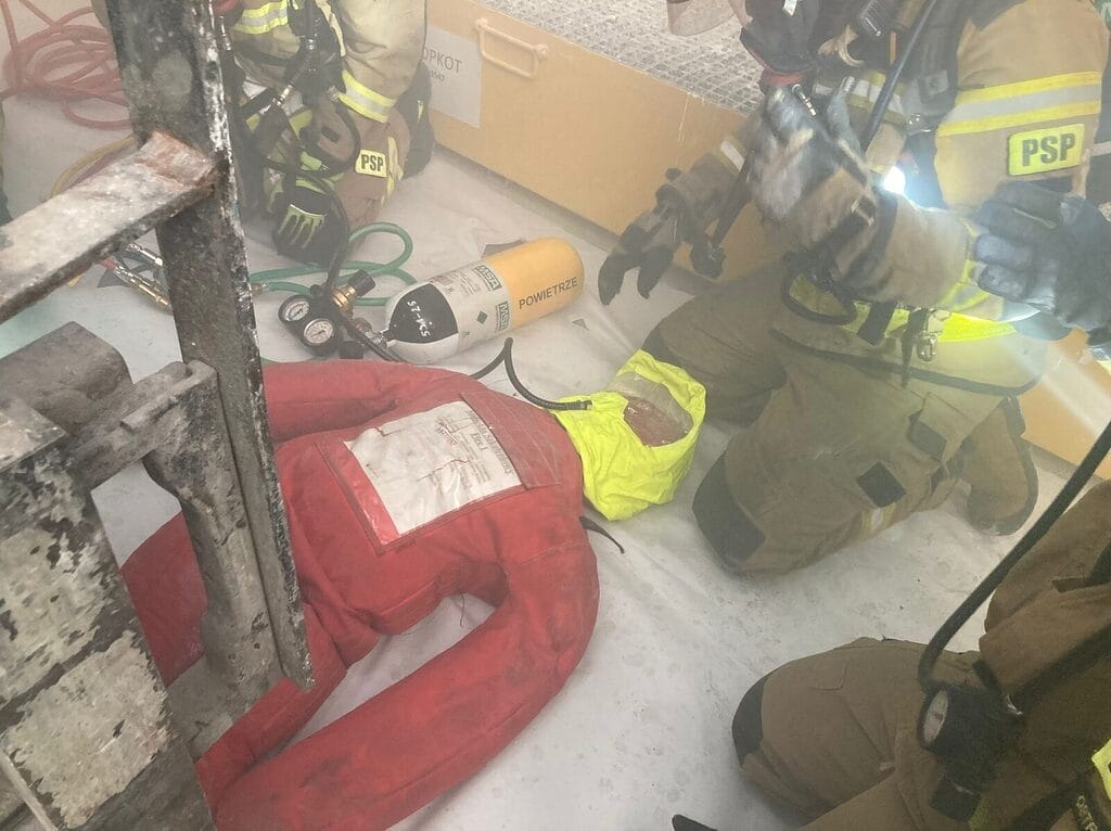 Pożar W Ostródzkiej Stoczni Jachtów. Taki Scenariusz Ćwiczyli Strażacy