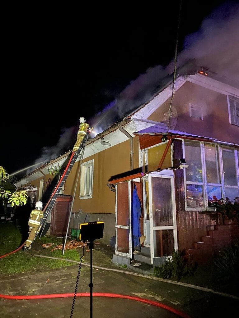 Region. Pożar Domu - 2 Ofiary W Tym 13-Letnia Dziewczynka.