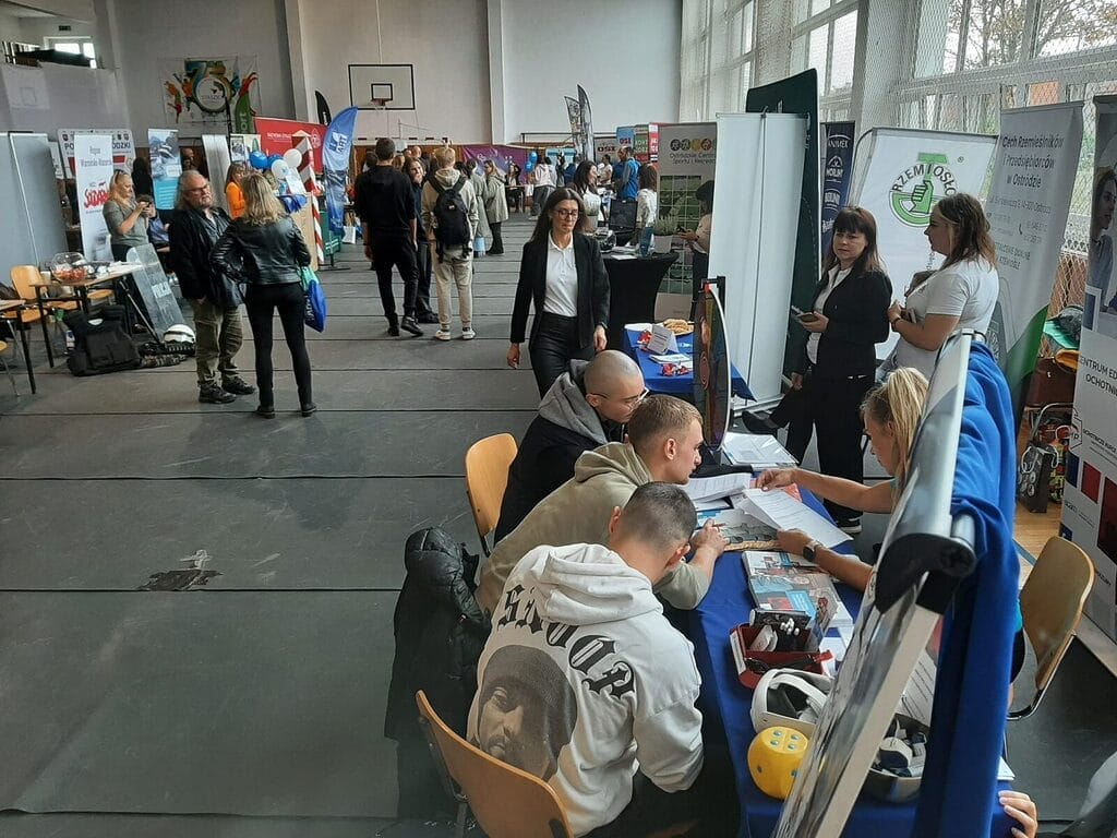 Praca Jest Tylko Trzeba Jej Poszukać