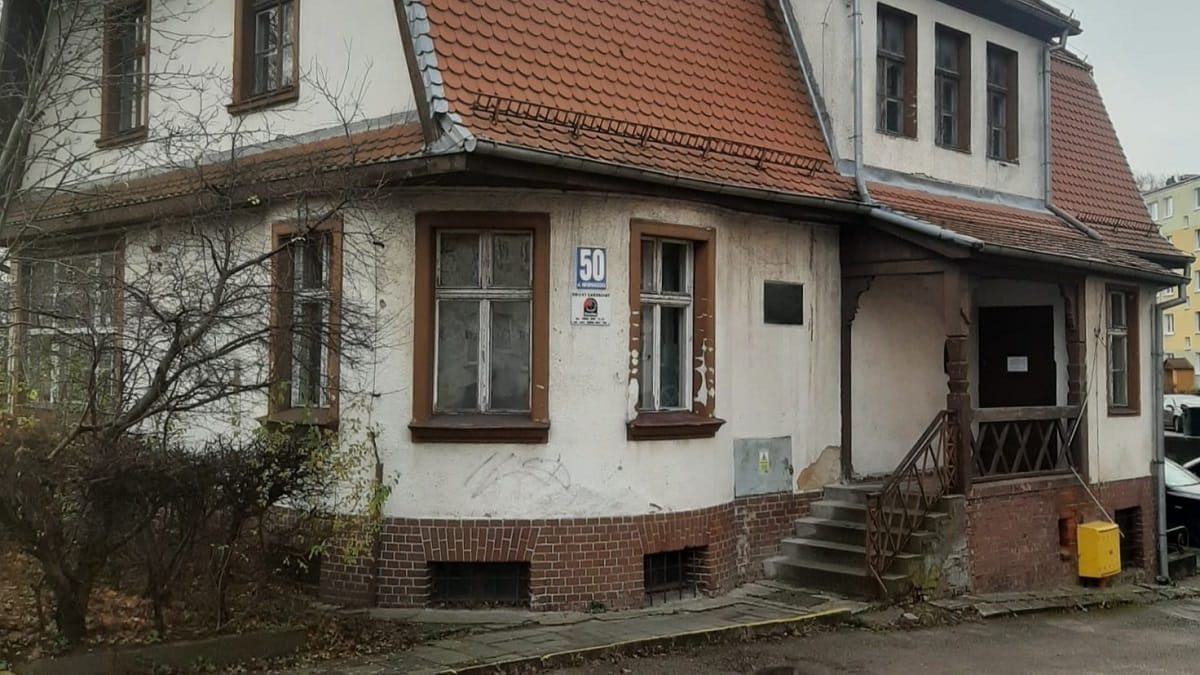 Remont budynku na Grunwaldzkiej po bibliotece pedagogicznej z kłopotami 1 Remont Budynku Na Grunwaldzkiej Po Bibliotece Pedagogicznej Z Kłopotami