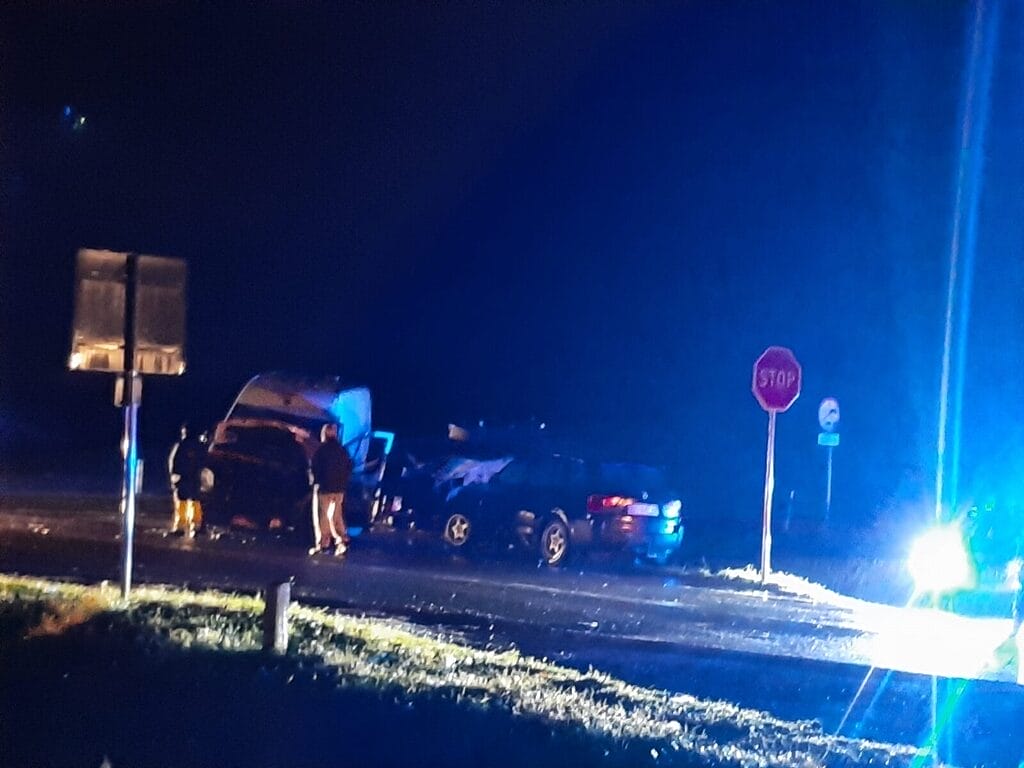 Karambol na krajowej 16 pod Ostródą. Zderzyły się 4 pojazdy! 5 Karambol Na Krajowej 16 Pod Ostródą. Zderzyły Się 4 Pojazdy! - Zdjęcia