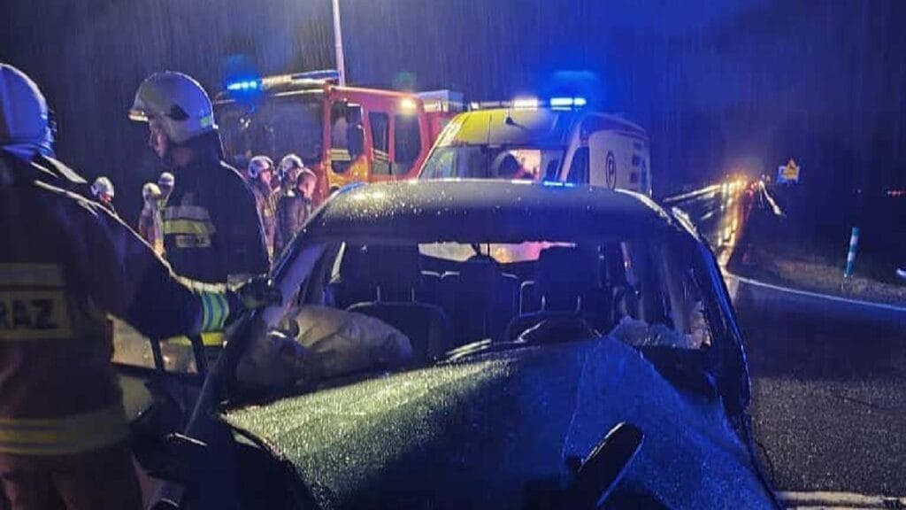 Karambol na krajowej 16 pod Ostródą. Zderzyły się 4 pojazdy! 9 Karambol Na Krajowej 16 Pod Ostródą. Zderzyły Się 4 Pojazdy! - Zdjęcia