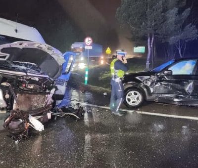 Karambol na krajowej 16 pod Ostródą. Zderzyły się 4 pojazdy! - ZDJĘCIA