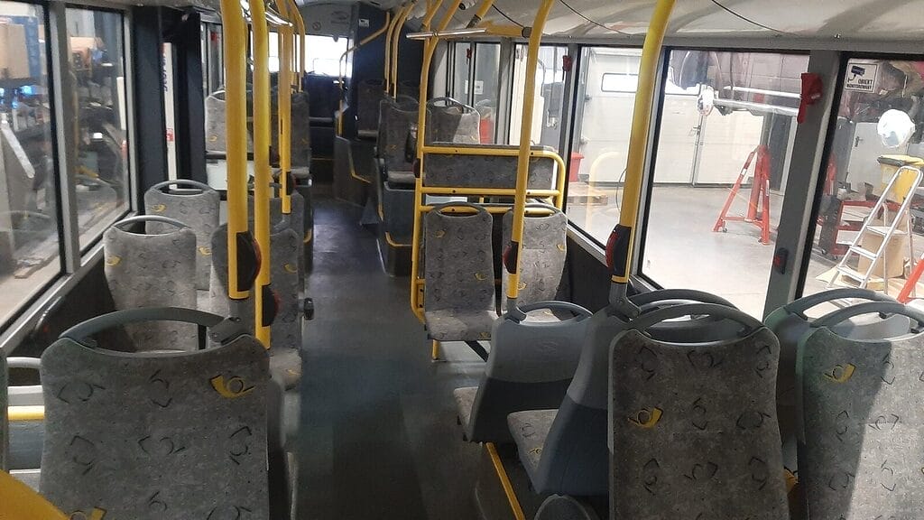 Zapasowy autobus dojechał do Ostródy. Prezes Wawrzyński uzupełnia flotę 5 Zapasowy Autobus Dojechał Do Ostródy. Prezes Wawrzyński Uzupełnia Flotę