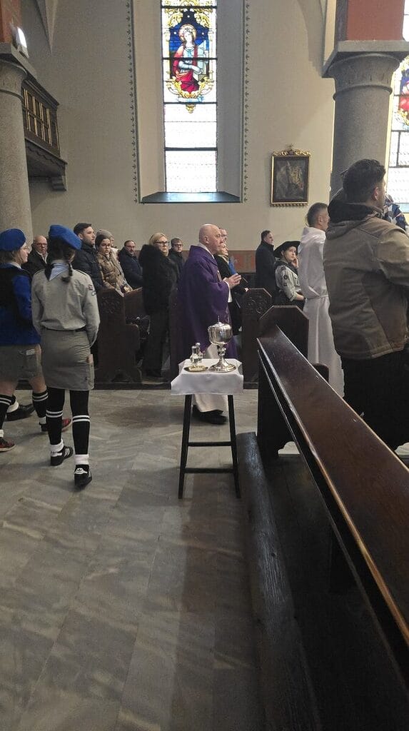 Betlejemskie Światło Pokoju w Ostródzie - harcerska tradycja 2 Betlejemskie Światło Pokoju W Ostródzie - Harcerska Tradycja