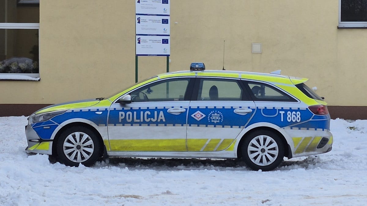 Handlarz Autami Podrabiał Umowy - Grozi Mu 5 Lat Więzienia