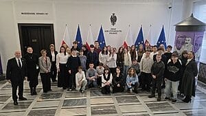 Uczniowie Sp5 W Parlamencie — Lekcja Wiedzy O Społeczeństwie